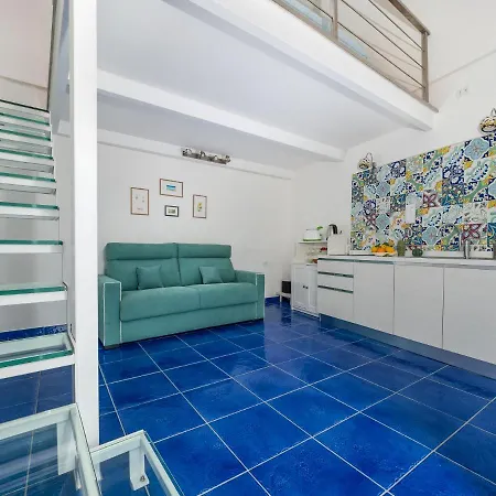 Santoro - De Vivo Realty Позитано