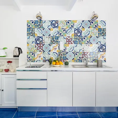 Santoro - De Vivo Realty Позитано