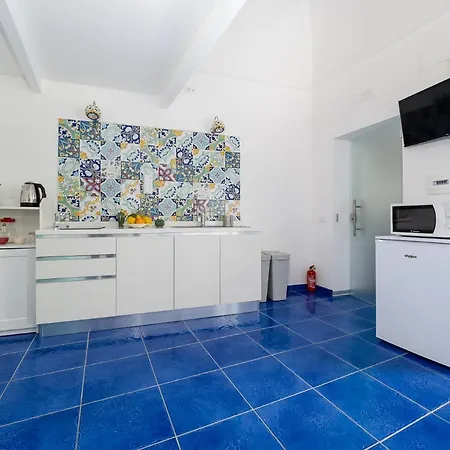 Santoro - De Vivo Realty Sorrento *