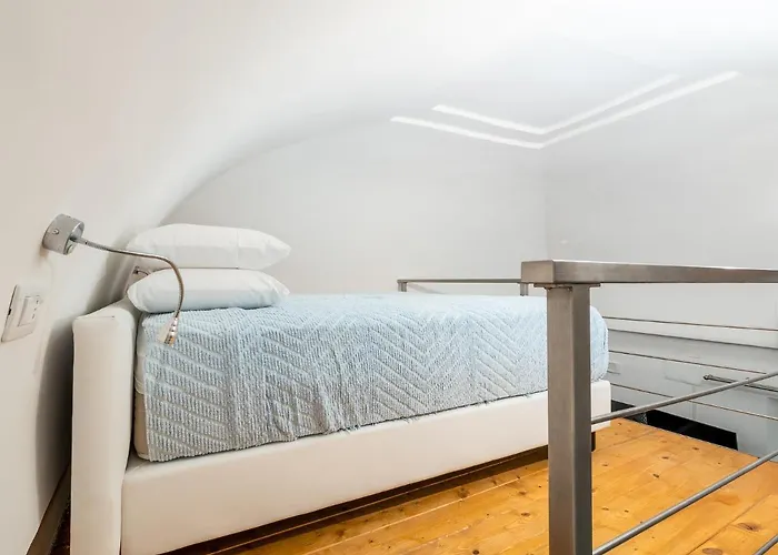 דירה Santoro - De Vivo Realty